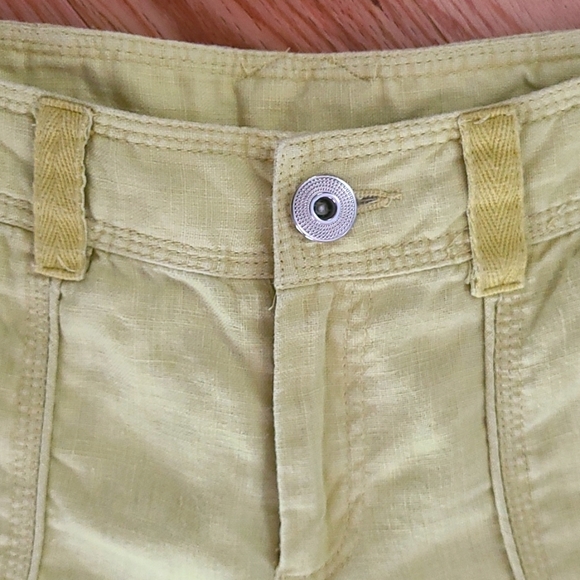 Linen Shorts INC Int'l. Concepts Size 6. Lemon/Lime. Pockets. - Picture 5 of 9
